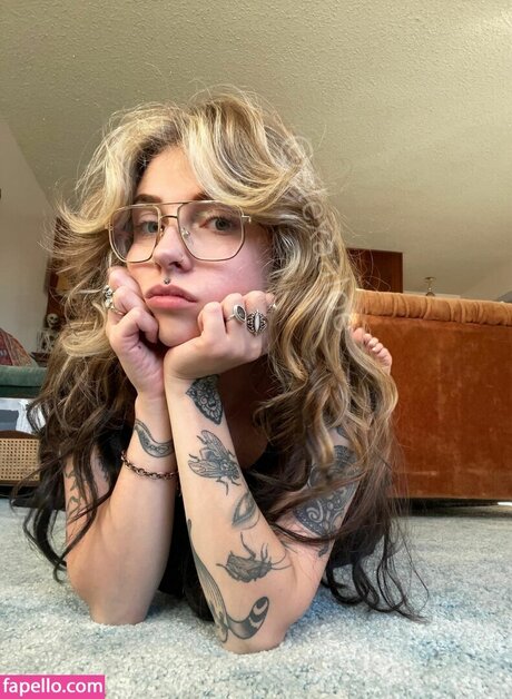 Mushbugs nackt perfekte galerien