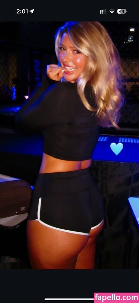 Kendall Arrington top sexy bild