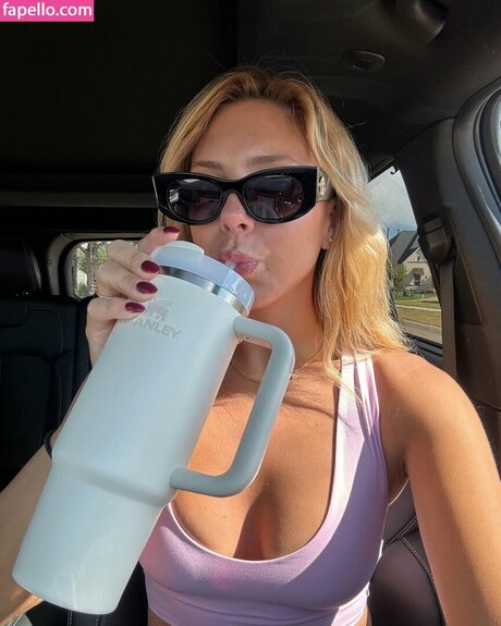 asiatische falsche titten onlyfans beste akt foto