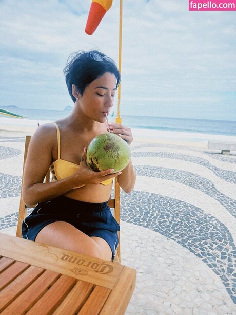 Carolina Oliveira model schöne archiv