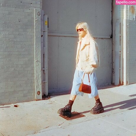 Kat Madeira erwachsene foto