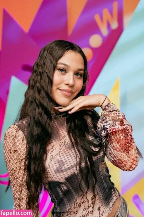 Milana Nekrasova erwachsene kunst galerie