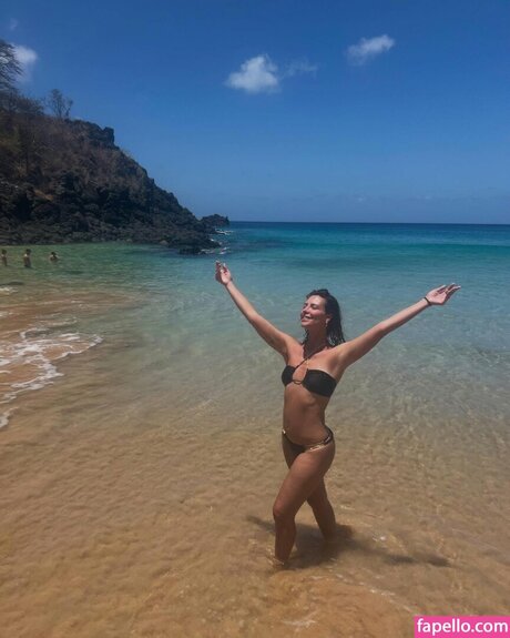 Camila Rodrigues kostenlose sexy foto