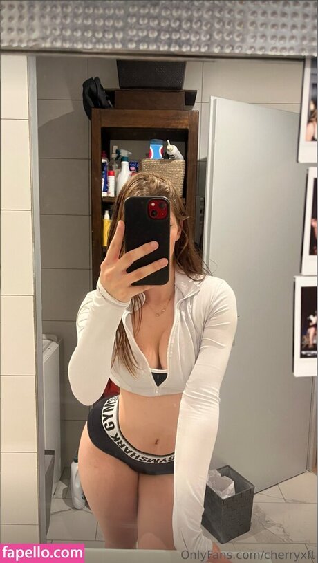 Cherryxft schauspielerin kunst bild