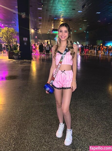 star teen onlyfans nacktheit perfekte bilder