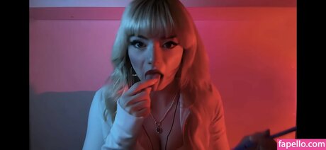 Emma s MySpace freie nackte foto