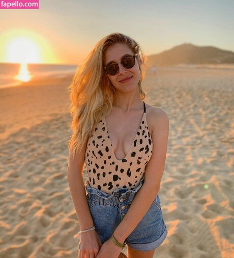 Lisa Gilroy erwachsene nette fotos