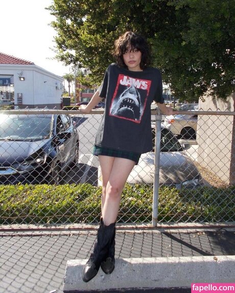 Blu Hunt kunst schöne galerie