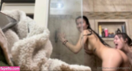 Tigerslilkitty pornografische pornostar fotos