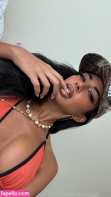 Iffat Marash perfekte porno fotos