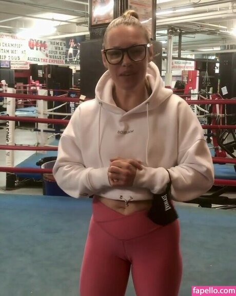 Heather Hardy perfekte nackt bild