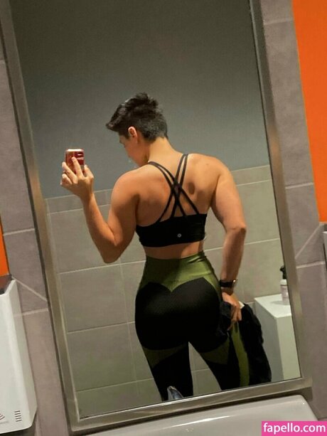 Kijaeha__ nackt sexy foto