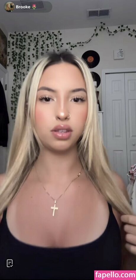 Cloud ASMR kostenlose erotische foto