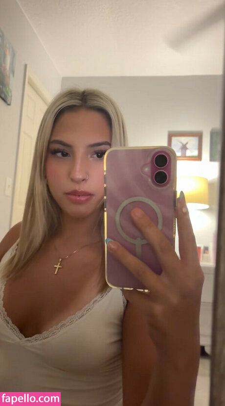 Cloud ASMR xxx erotische fotos