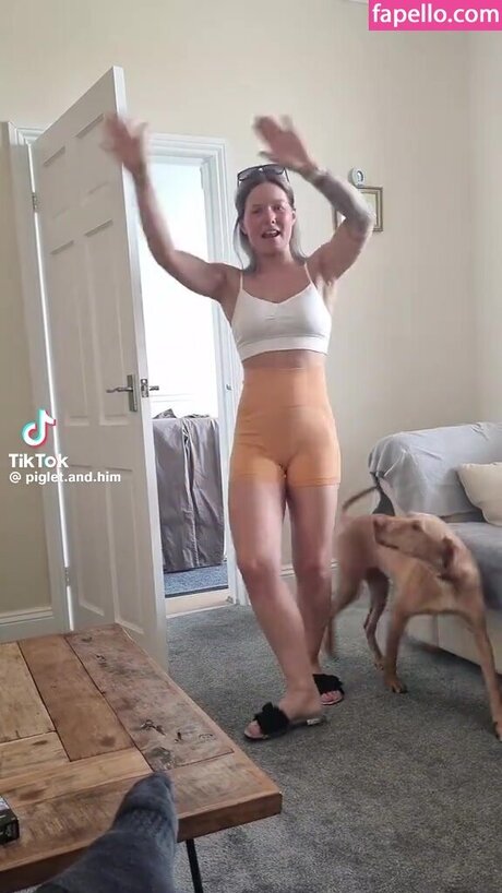 Piglet And Him nacktheit freie bild