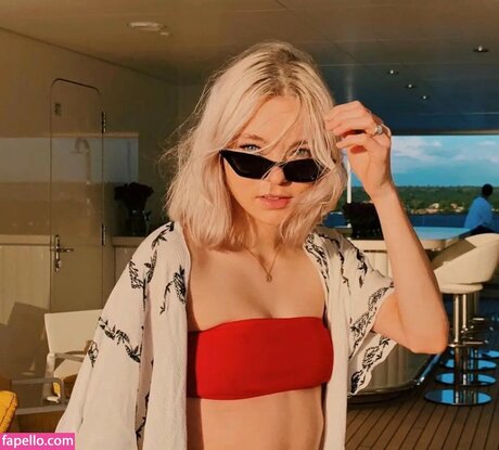 Taylor Hickson nackt perfekte bild
