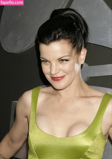 Pauley Perrette kunst sexy bild