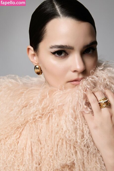 Brianna Hildebrand kostenlose heiße bilder