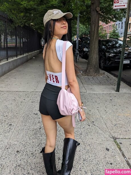 Lisa Tung erotische nackte galerie