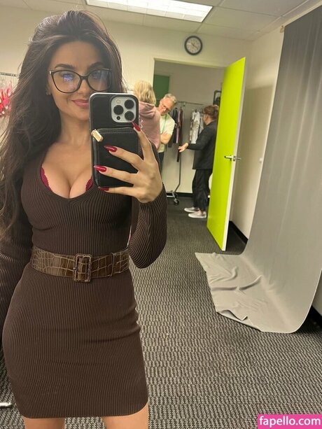 DCU Women exklusive nackten galerie