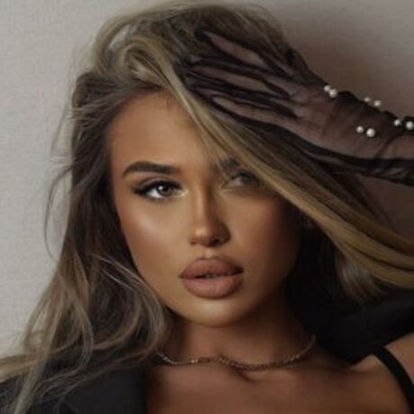 tan onlyfans top akt galerien