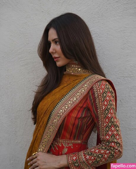 Sonam Bajwa freie nackt foto