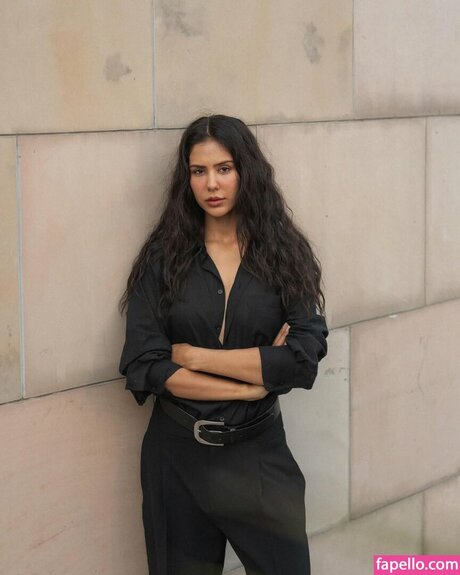 Sonam Bajwa pornostar nacktheit fotos