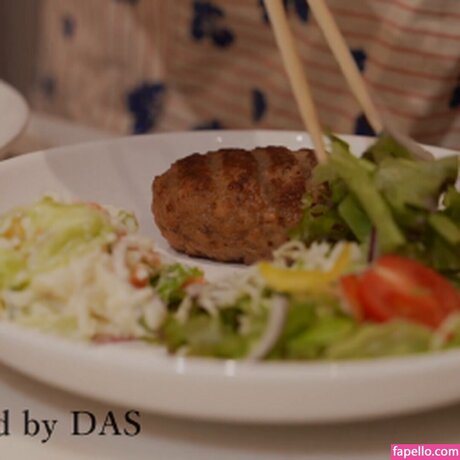 Mary Tachibana model nackt galerie