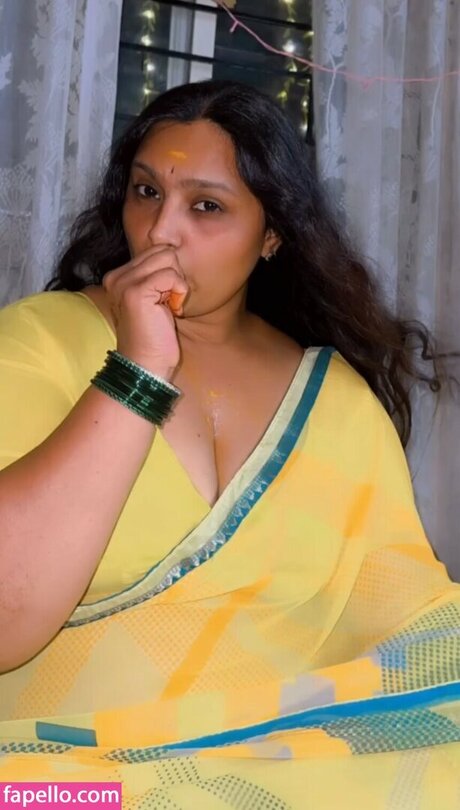 Anupamaswathi porno schöne galerie