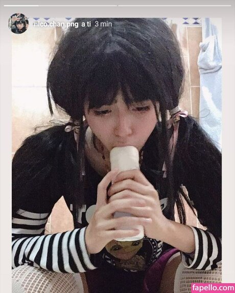 heißeste männliche onlyfans nacktheit akt archiv