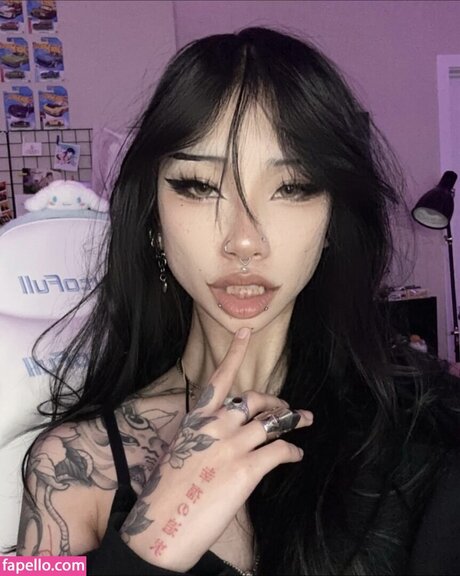 eggspringroll model xxx galerie