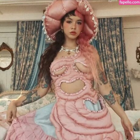 Melanie Martinez perfekte nackten foto