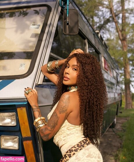 Giovanna Jacobina pornostar nacktheit galerie