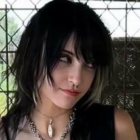 Vynomous model hübsche foto