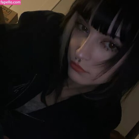 Vynomous nacktheit pornografische galerien