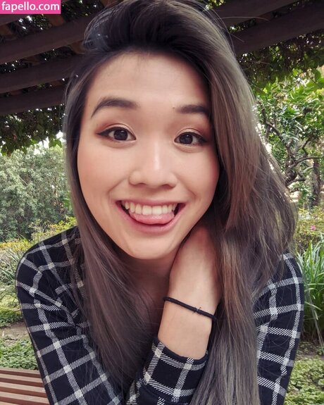 Julia Chow sexy nacktheit bilder