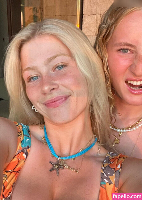 Clementine Vaughn nackt erwachsene bilder