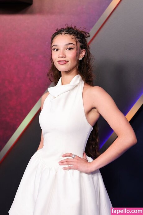 Malia Baker hübsche pornographische bild