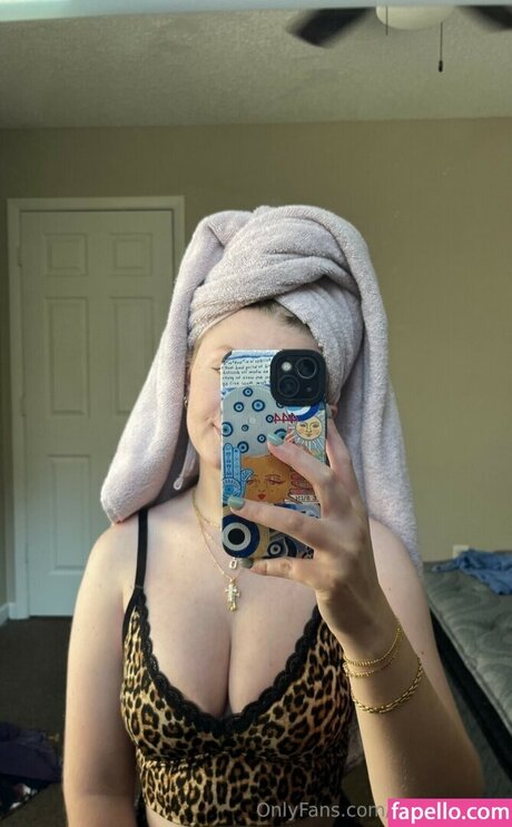 Izzy Nicole nackt sex foto