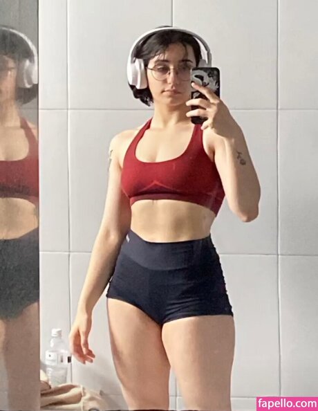 Pricila Canesso kunst erwachsene bild