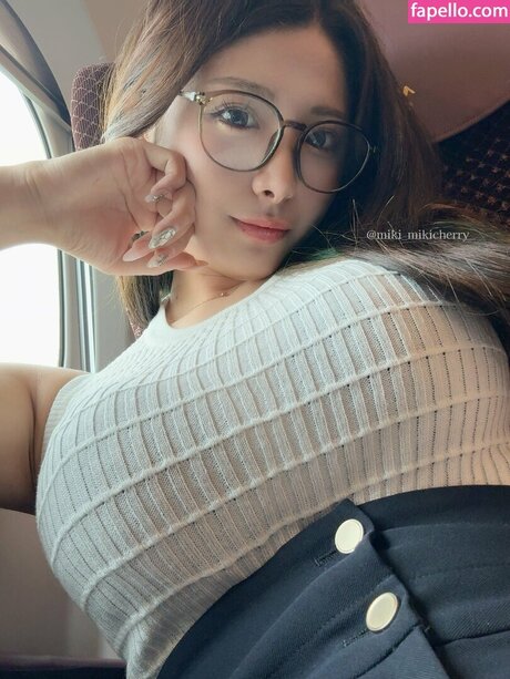 mikimiki cherry schöne xxx galerien