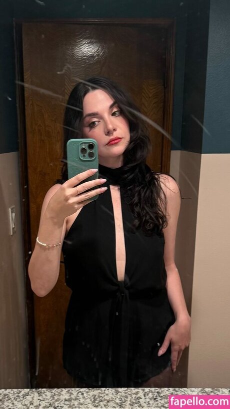 Bailey Meyers model akt galerie