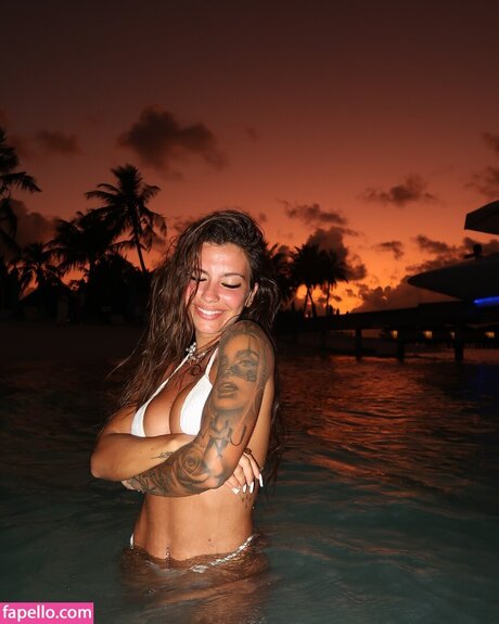 Carly Santos nackt kostenlose archiv