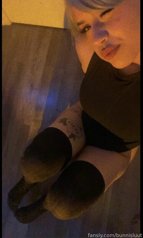 bunnisluut sexy xxx archiv