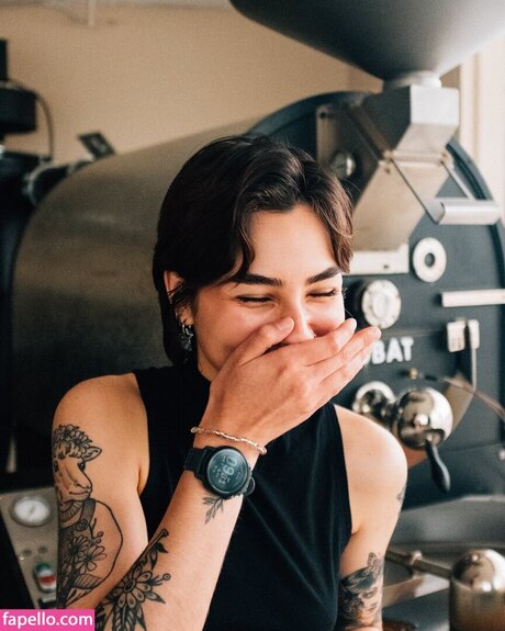 triefend nasse muschi onlyfans xxx nackte fotos