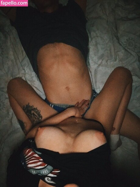 sweetpeach77 exklusive pornographische galerien