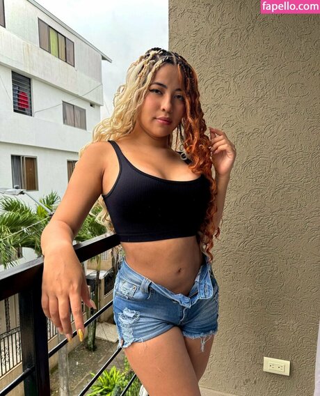 Celeste Alba sexy nette bilder