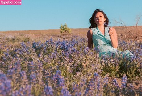 Sophia Phan hd nacktheit bild