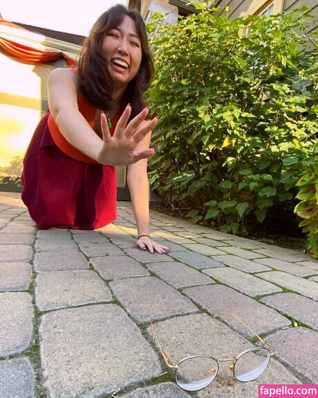 blonde asiatische onlyfans exklusive kunst galerie