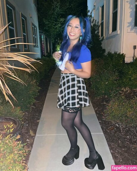 Sophia Phan erotische nackte galerie